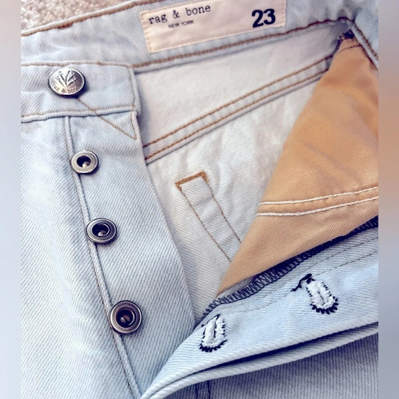 Rag and Bone size 23 distressed super light wash jeans in excellent condition - Picture 8 of 8